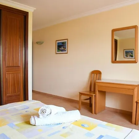 Mar A Vista Апартаменти Портіман